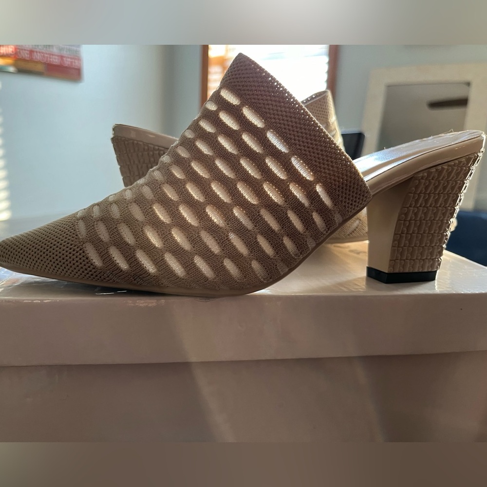 Women’s sandal